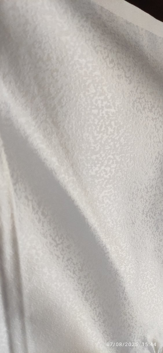 Parlak Beyaz saten kumaş - Görsel 3