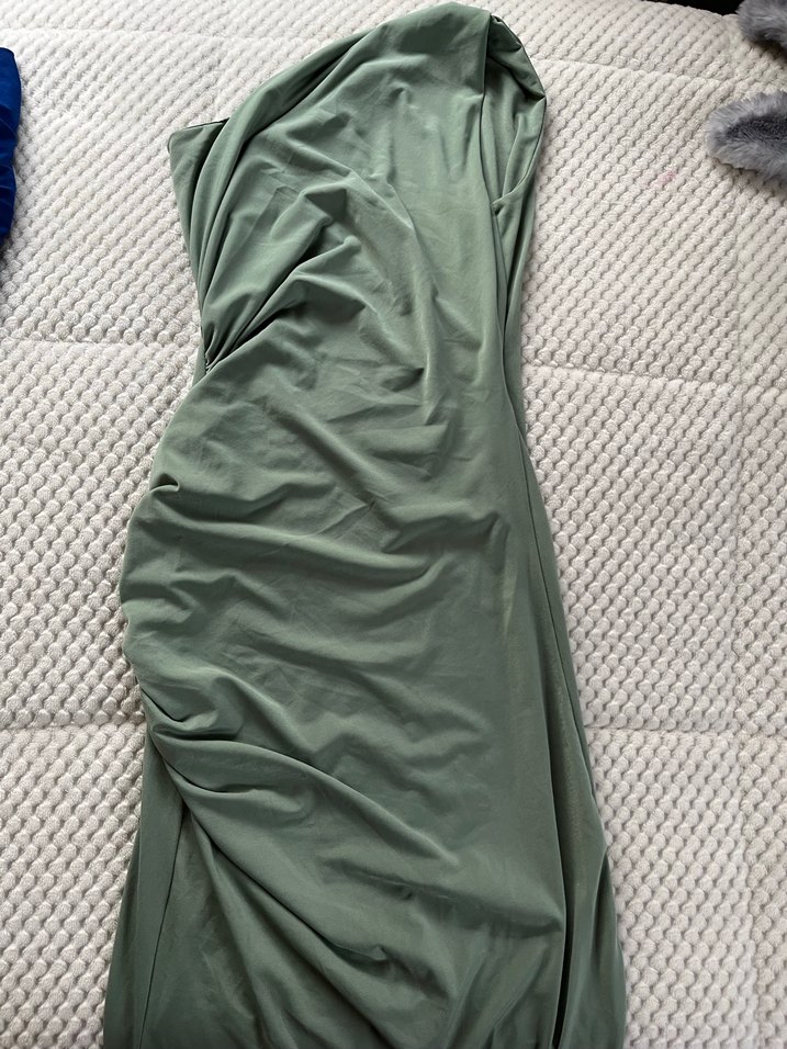 Drapeli Tek Omuzlu Uzun yeşil Elbise - Görsel 2