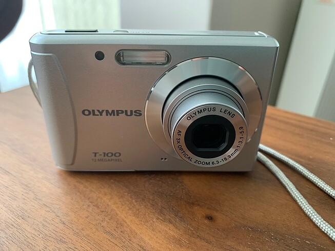 Olympus T-100 Fotoğraf Makinesi