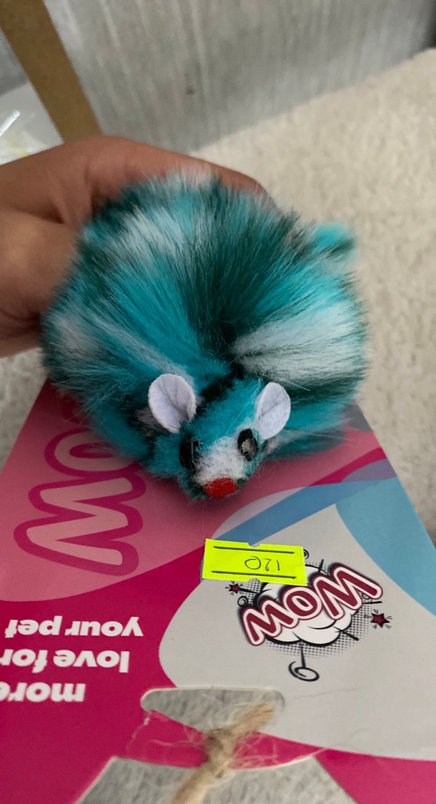 Renkli Tüylü Kedi Oyuncağı - Görsel 2