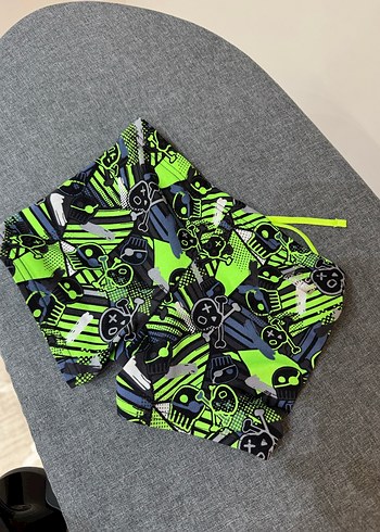 Renkli Desenli Erkek Çocuk Mayo Şortu 2-3 yaş - Görsel 2