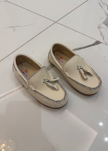 29 numara Beyaz Erkek Çocuk Püsküllü Özel Ayakkabı - Görsel 4