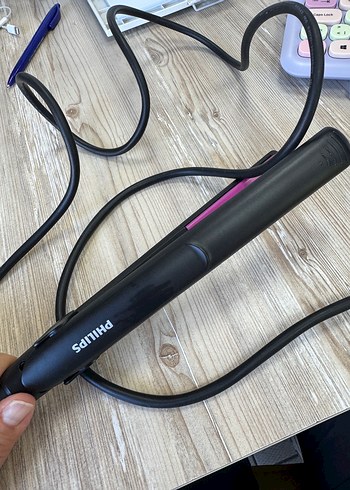 Philips Pembe Saç Düzleştirici