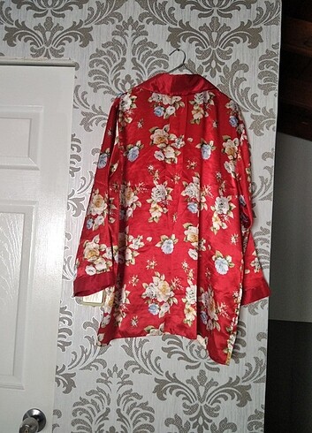 42 Beden kırmızı Renk Saten pijama takımı 