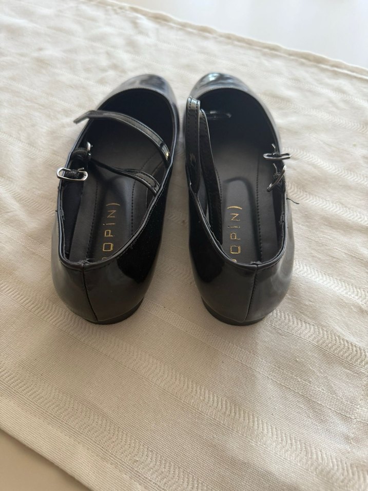 Klasik Siyah Tokalı Blok Topuklu Kadın Babet - Görsel 3