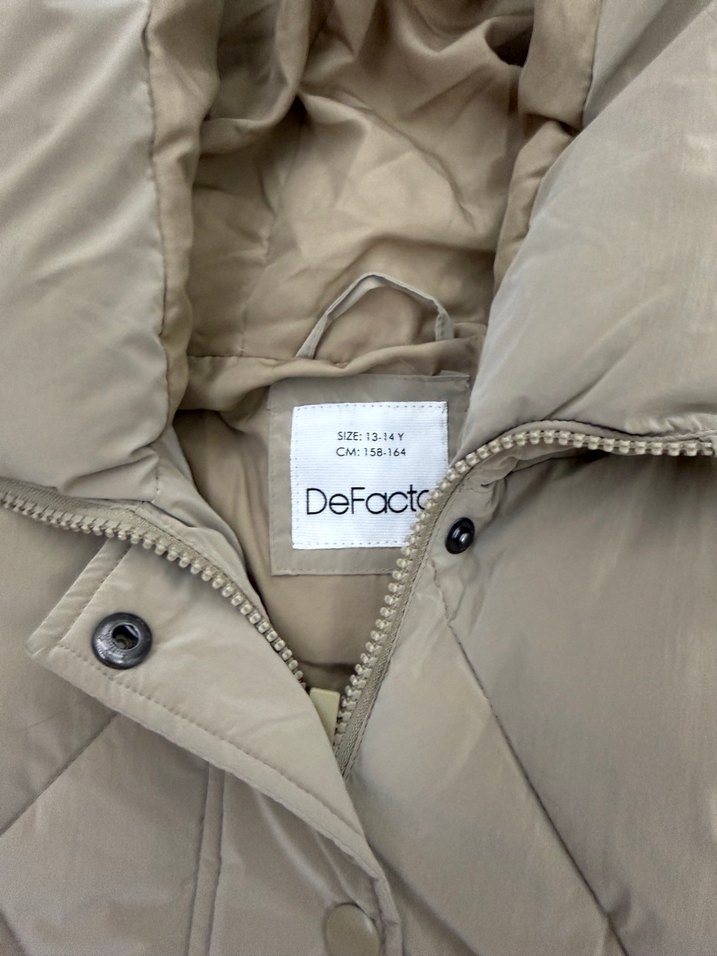 Bej Düğmeli Kadın Kışlık Mont - Görsel 3