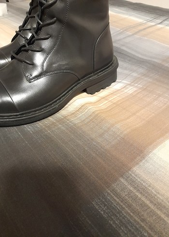 Siyah Dikenli Topuklu Gotik Deri Çizme - Görsel 7