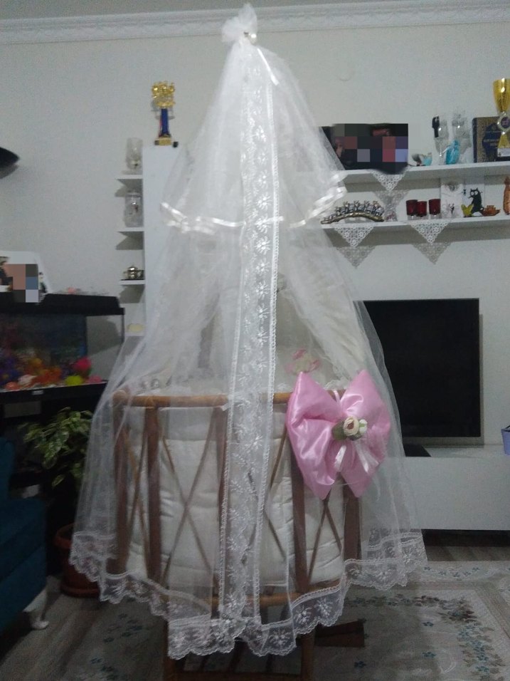 Beyaz Dantel Tüllü Bebek Beşiği - Görsel 5