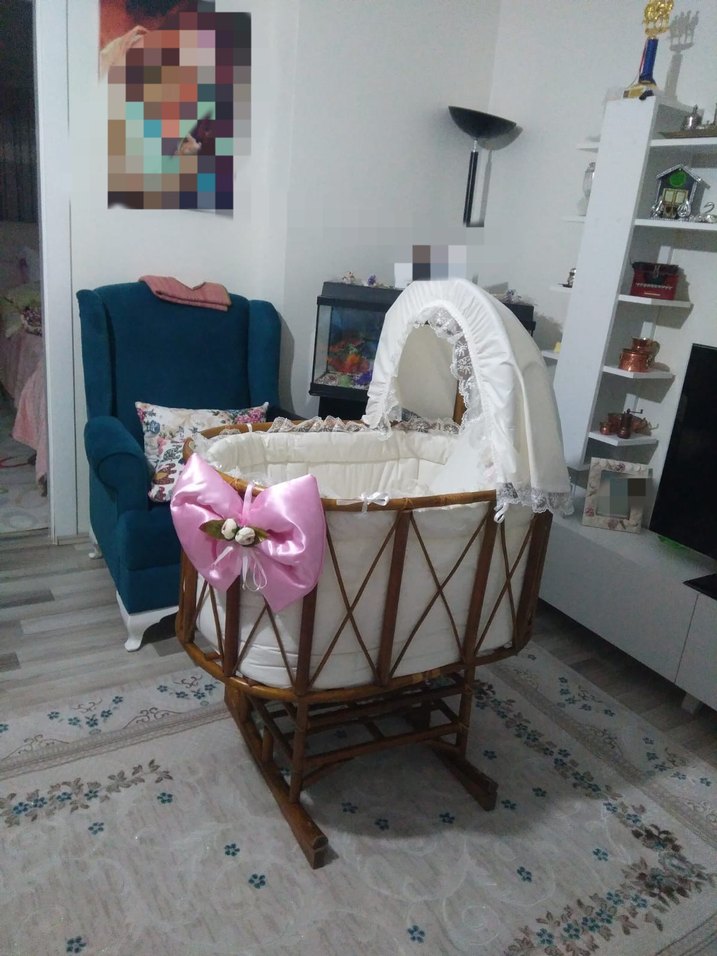 Beyaz Dantel Tüllü Bebek Beşiği - Görsel 2