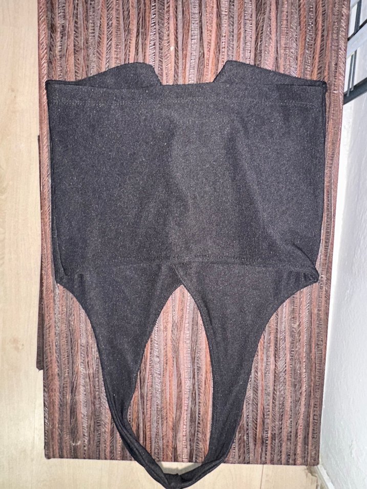 Düğmeli Siyah Kolsuz Midi Yelek - Görsel 2