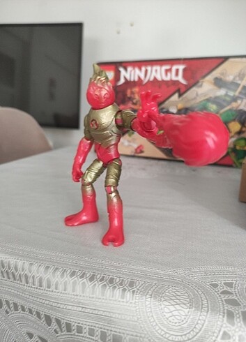 Ben 10 Ateş Topu Benten oyuncak figür