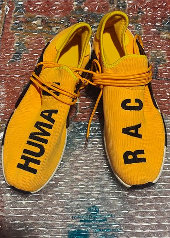 Diğer Pharrell Williams Human Race Sari Snaker