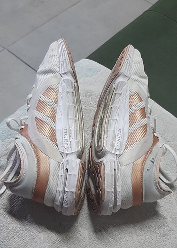 41 Beden Beyaz Bağcıklı Stiletto Topuklu Spor Ayakkabı