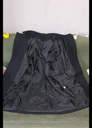 50 Beden siyah Renk Kemerli Siyah Kaban