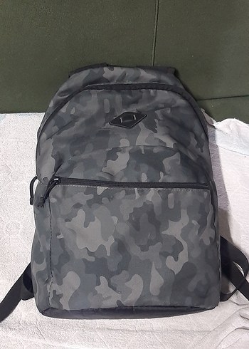 Beden Gri Kamuflajlı Sokak Stili Kadın Erkek sırt Çantası DETAYLI r.a