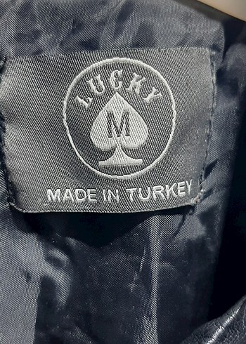 m Beden Kadın Siyah Deri Biker Ceket m beden boyunda deforme var