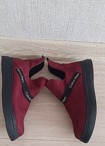 Calvin Klein CALVİNKLEİN MARKA 39 NUMARA BOT