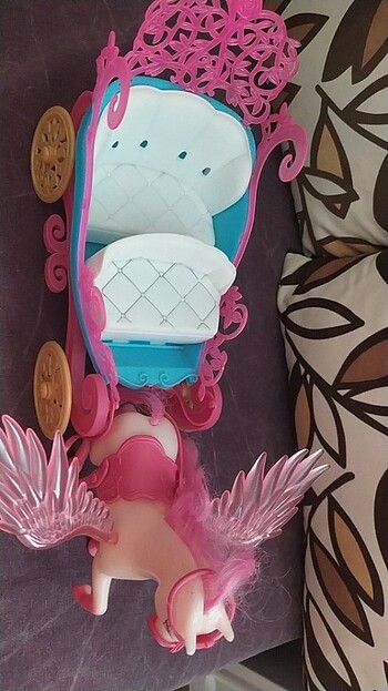 Oyuncak at arabası - Görsel 6