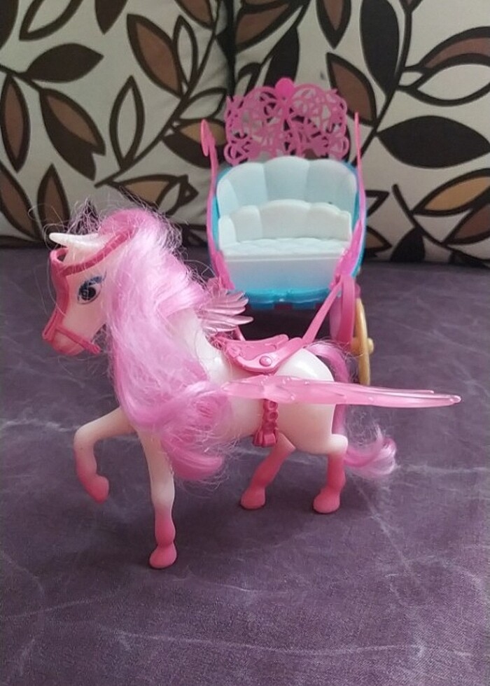 Oyuncak at arabası - Görsel 2