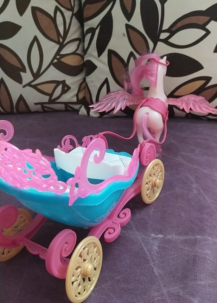 Oyuncak at arabası - Görsel 4