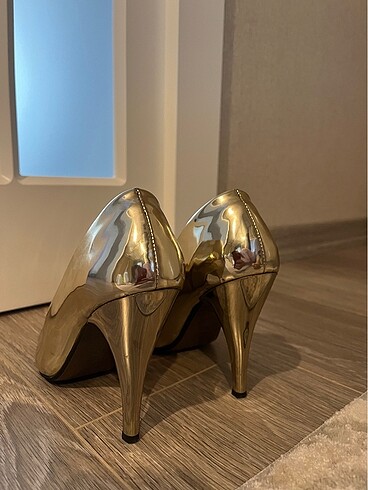 Diğer Parlak dore rugan stiletto