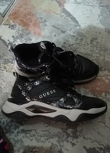 Guess spor ayakkabı