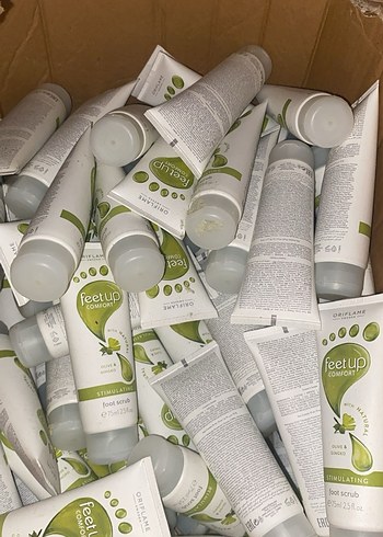 Oriflame Feet Up Comfort Ayak Peeling Kremi