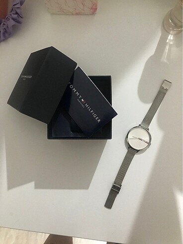 Tommy saat