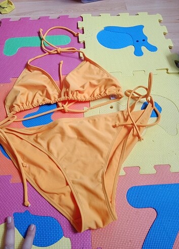 Büyük beden turuncu bikini