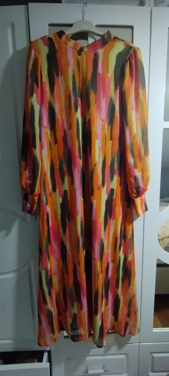 Kadın Çok Renkli Bağlama Desenli Uzun Elbise - Görsel 2