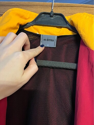 GS Store Gs yağmurluk kapşon