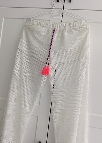 Kadın Beyaz Dantel Detaylı Bol Kesim plaj Pantolon - Görsel 2