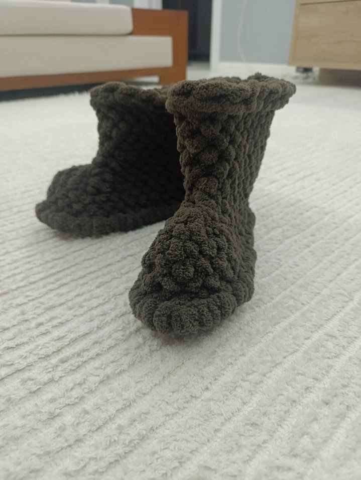 Kahverengi Örgü Sıcak Ev botu - Görsel 2