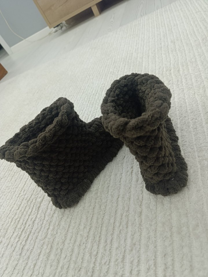 Kahverengi Örgü Sıcak Ev botu - Görsel 3