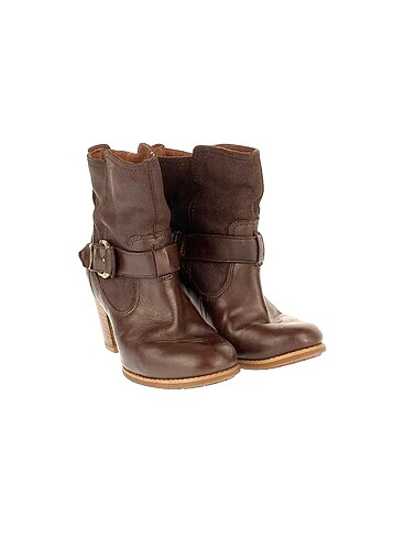 Timberland Timberland Bot %70 İndirimli.