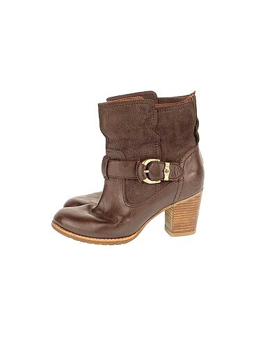 Timberland Bot %70 İndirimli.