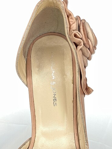 36 Beden çeşitli Renk PreLoved Platform %70 İndirimli.