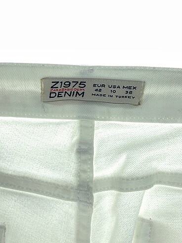 42 Beden beyaz Renk Zara Jean / Kot %70 İndirimli.