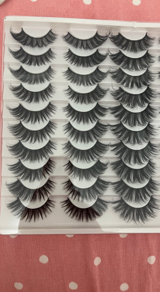 Pembe Puantiyeli Kutuda Çoklu Takma Kirpik - Görsel 2