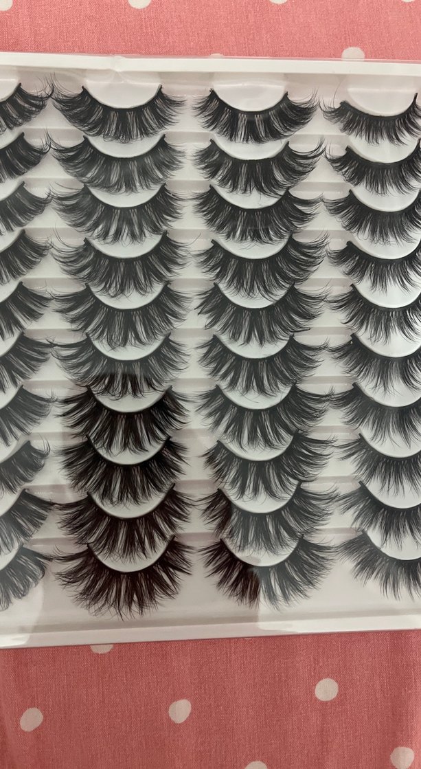 Pembe Puantiyeli Kutuda Çoklu Takma Kirpik - Görsel 3