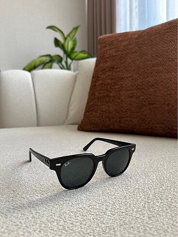 Rayban kadın güneş gözlüğü