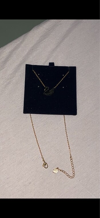  Beden Swarovski Kolye