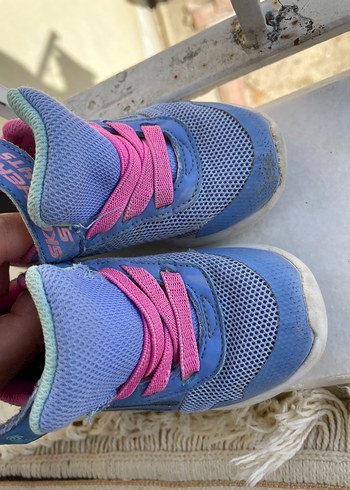 24 Beden Skechers Cırt Cırtlı Kız Çocuk Spor Ayakkabı