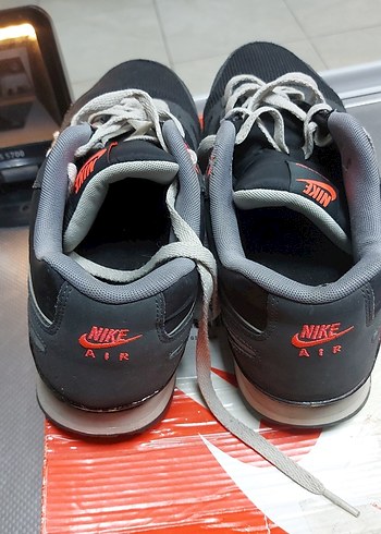 45 numara temiz dar kalıp erkek spor ayakkabısı. - Görsel 3