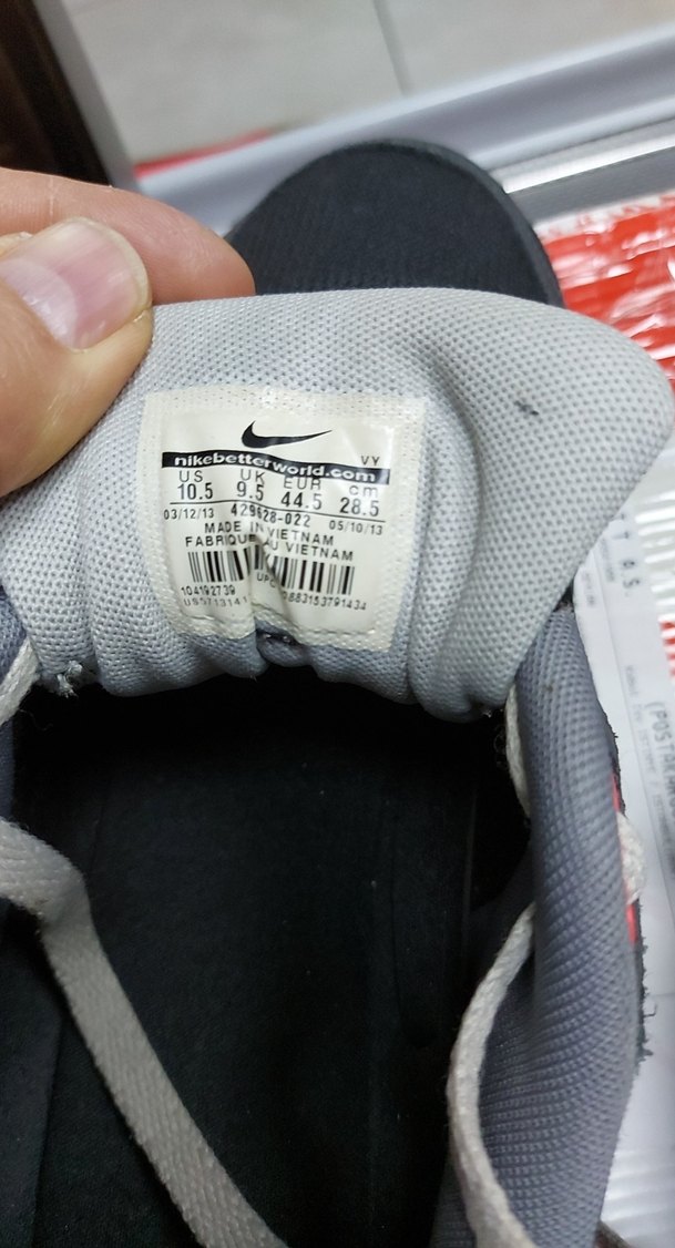 45 numara temiz dar kalıp erkek spor ayakkabısı. - Görsel 4