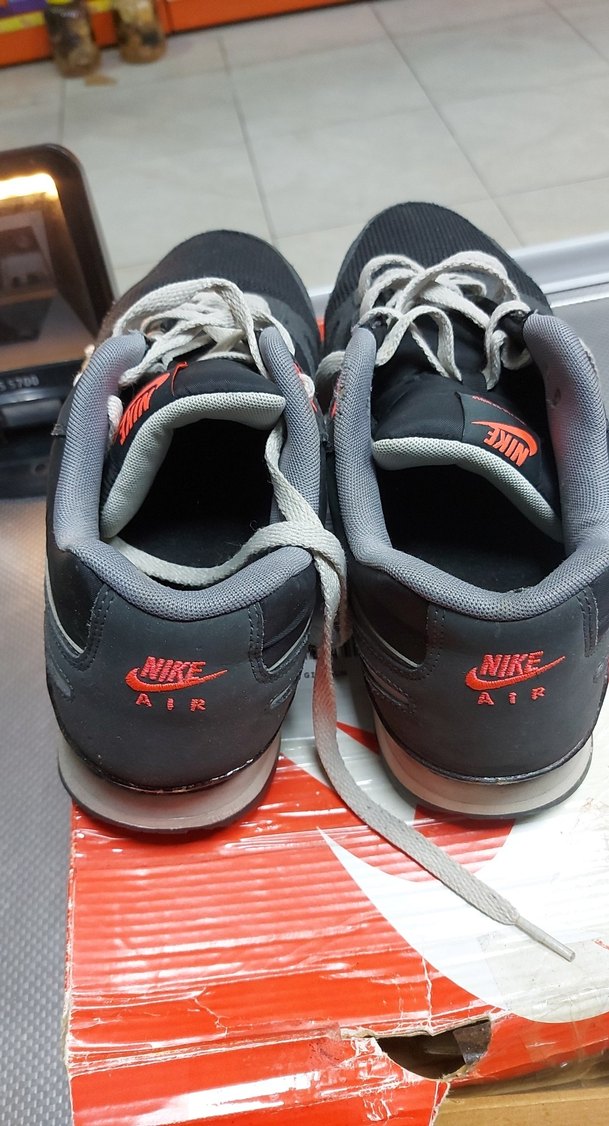 45 numara temiz dar kalıp erkek spor ayakkabısı. - Görsel 3