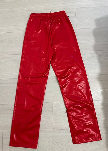 xs Beden kırmızı Renk Adidas Kırmızı Parlak Deri Kadın Pantolon
