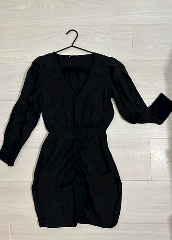 Zara Uzun Kollu Kısa Siyah Keten Elbise