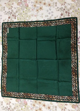 Armine Armine Zümrüt yeşili twill eşarp