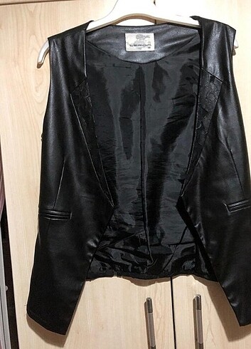 Kadın deri yelek - Görsel 2